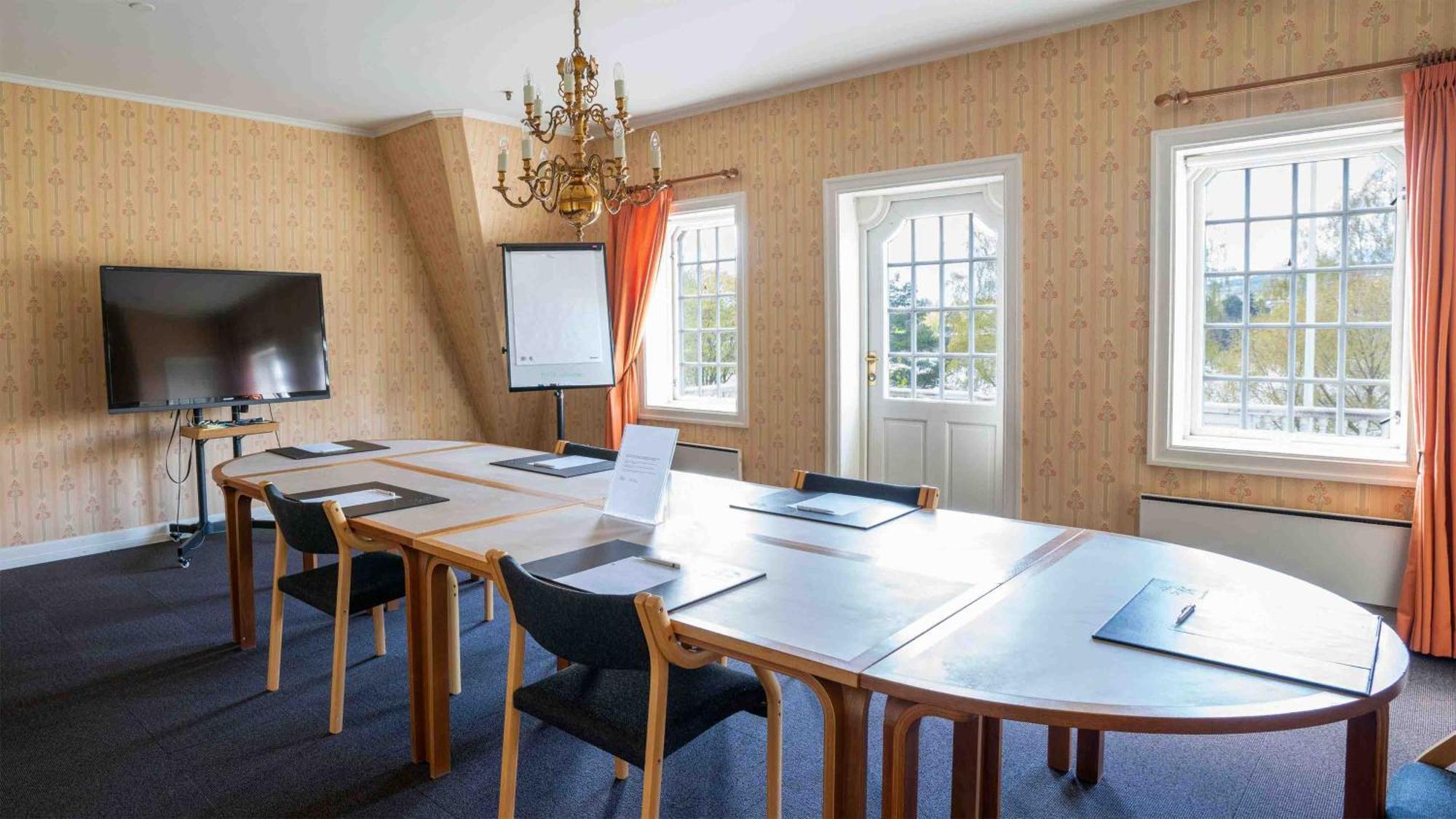 Thorbjornrud Hotell Jevnaker Buitenkant foto