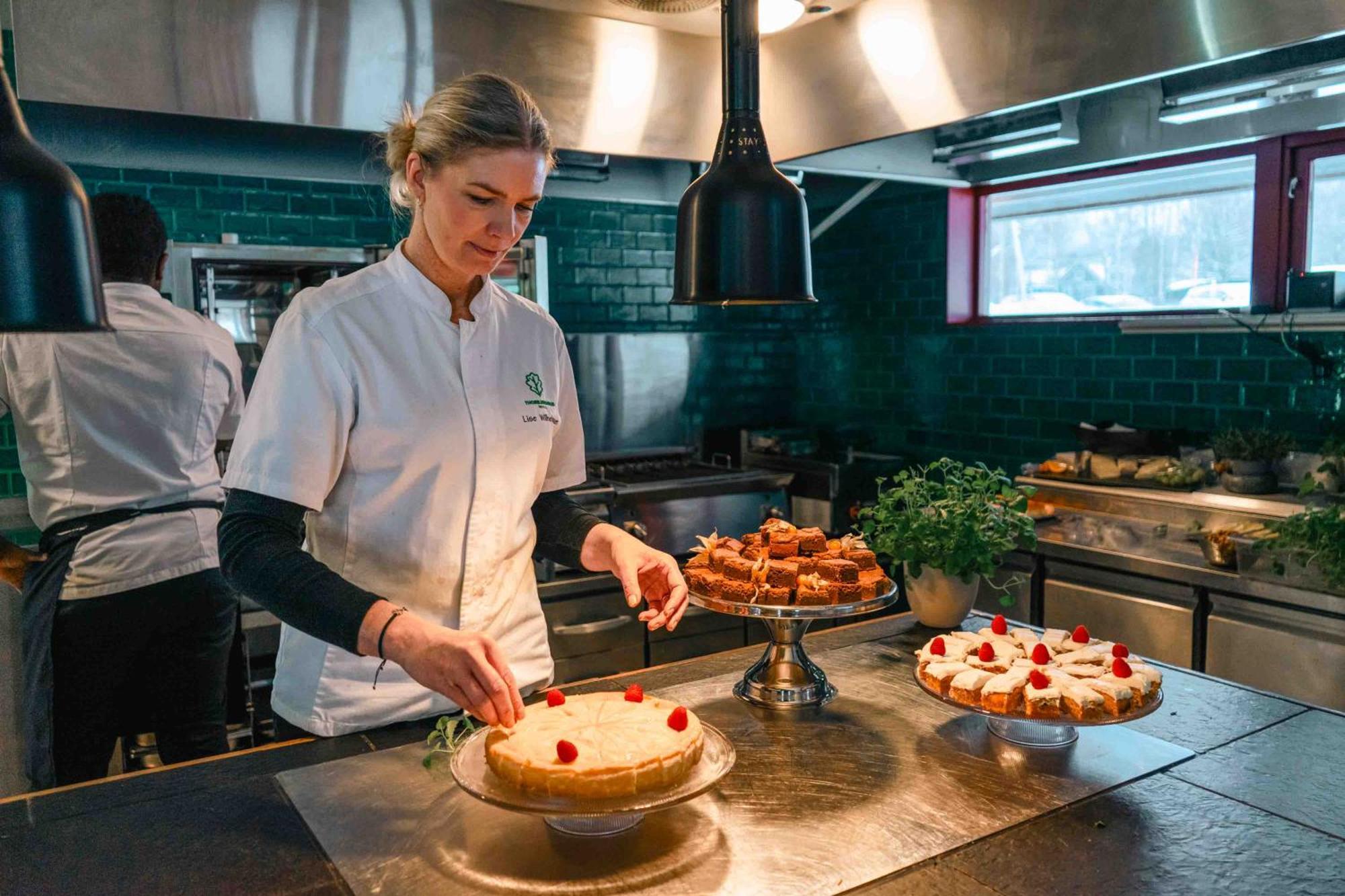 Thorbjornrud Hotell Jevnaker Buitenkant foto