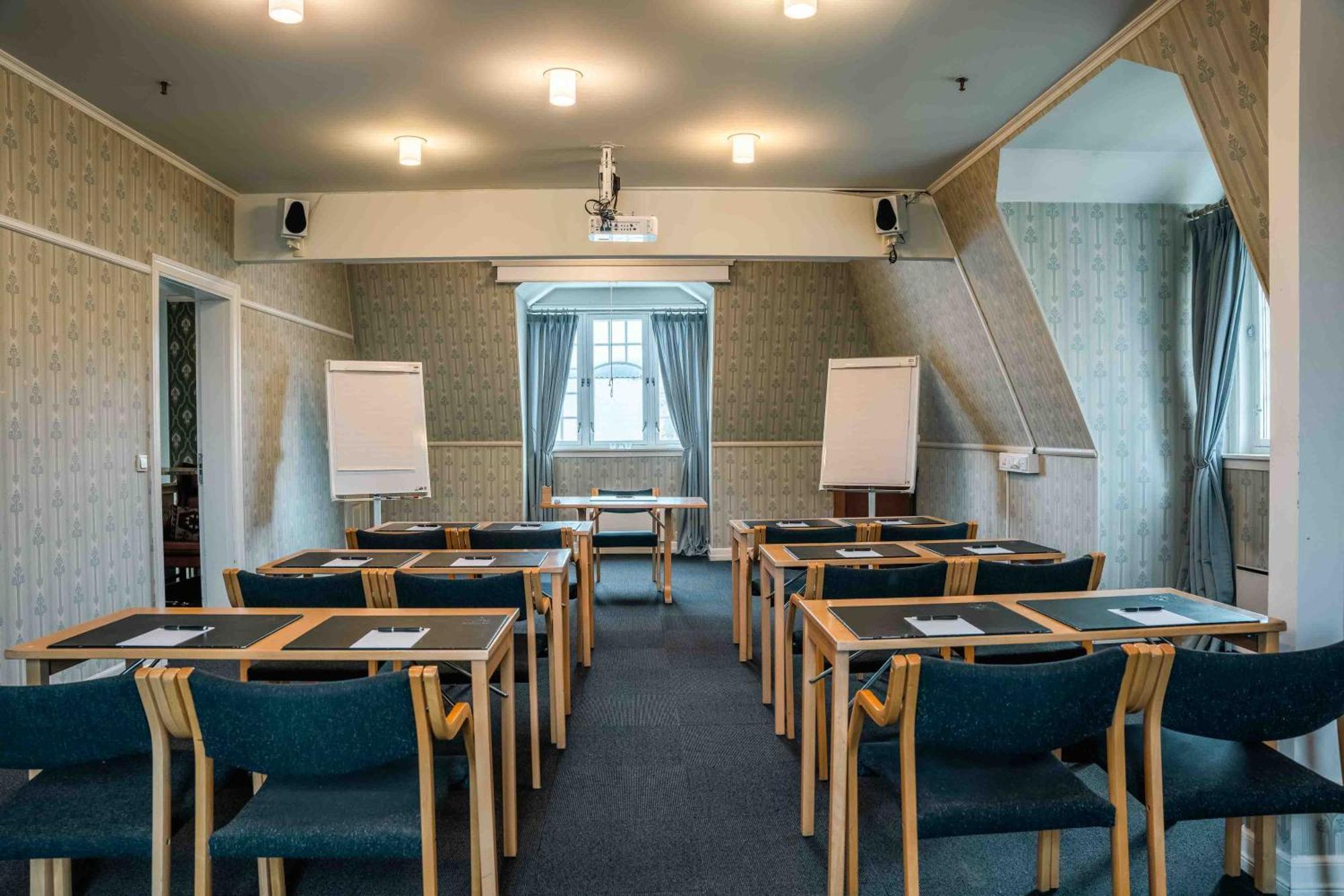 Thorbjornrud Hotell Jevnaker Buitenkant foto