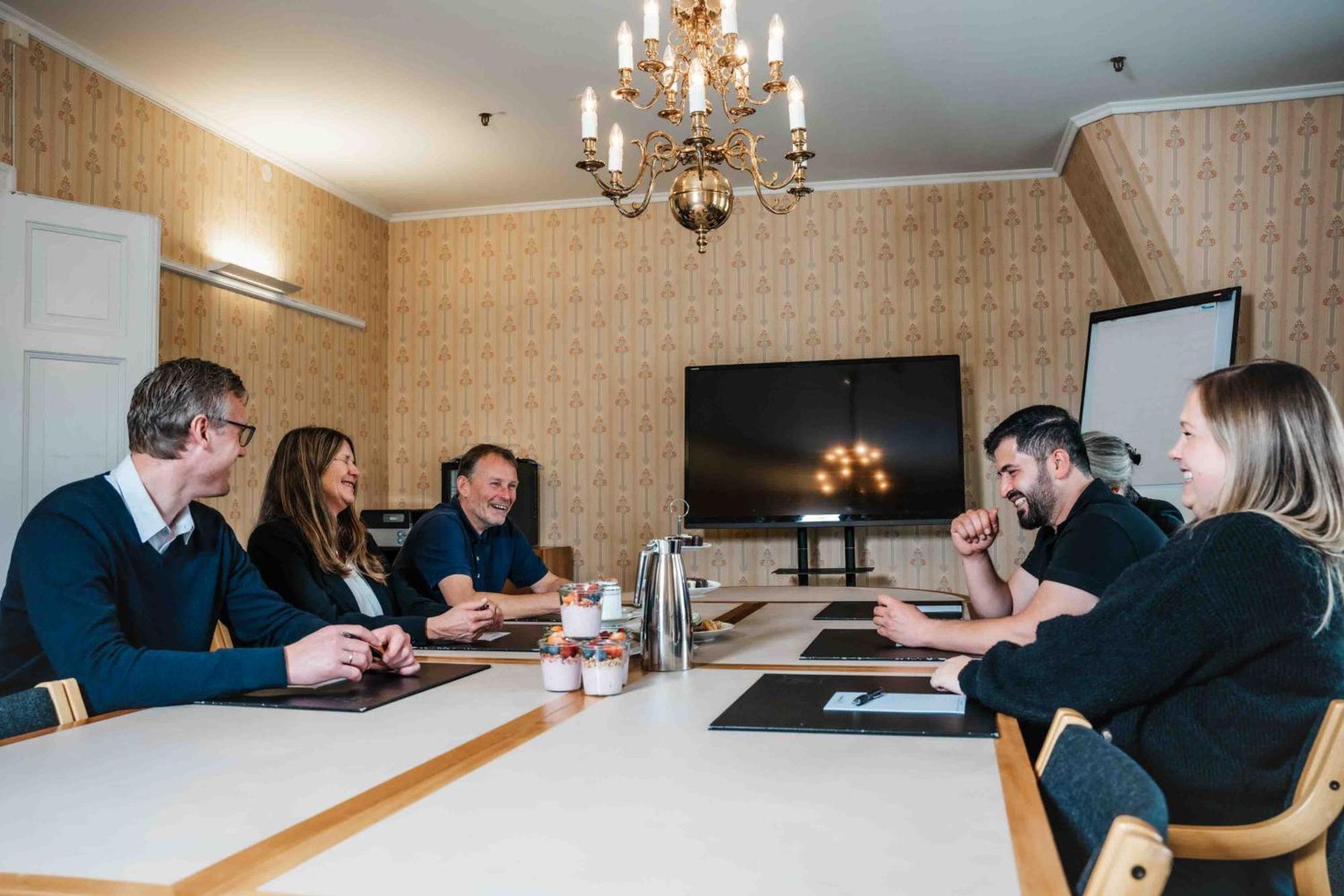 Thorbjornrud Hotell Jevnaker Buitenkant foto